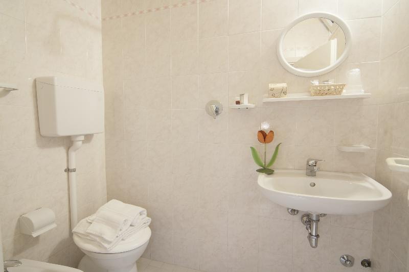 Hotel Lagomaggio Rimini Eksteriør bilde