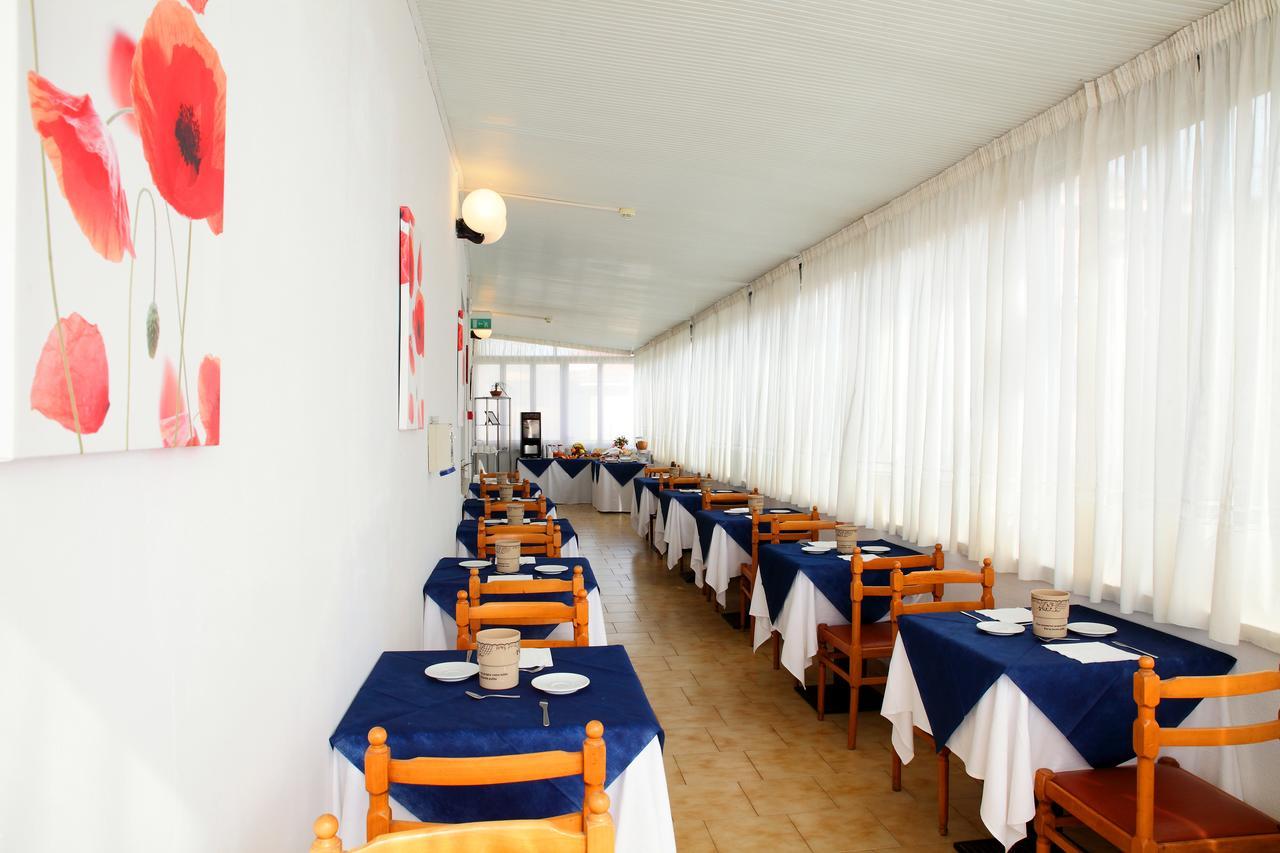 Hotel Lagomaggio Rimini Eksteriør bilde