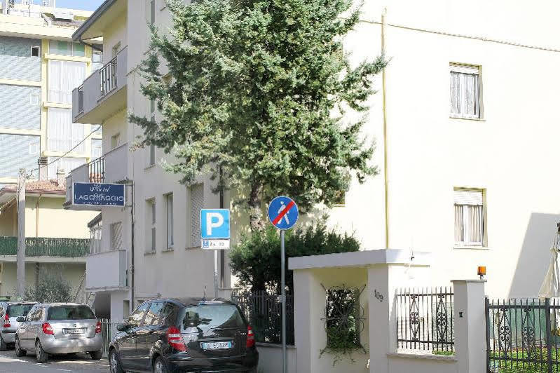 Hotel Lagomaggio Rimini Eksteriør bilde